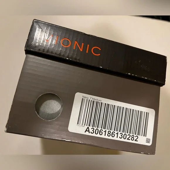 WOMEN’S NAVY VIONIC TIDEPERF SANDALS. - Picture 9 of 9